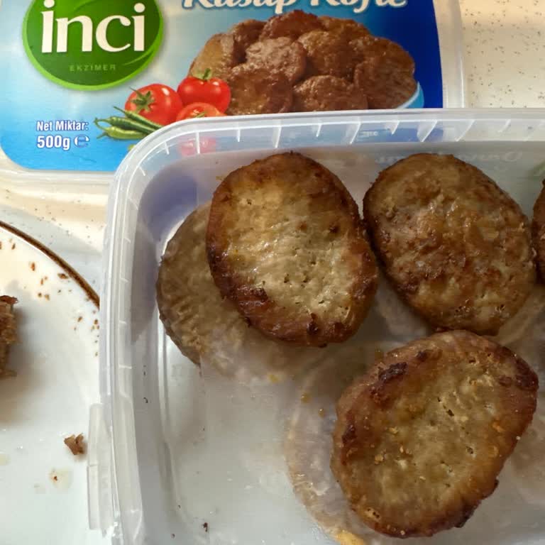 Aldığım Köfte Hem Bozuk Hem De Geri Alınmadı