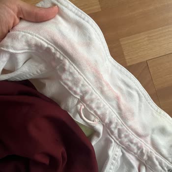 İlk Kullanımda Renk Veren Şal Ve Yanıtsız Kalan İade Talebi