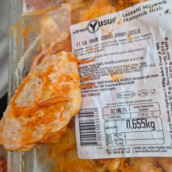 Satın Alınan Kanat Ürünlerinde Yoğun Kıl Ve Tüy Kalıntısı