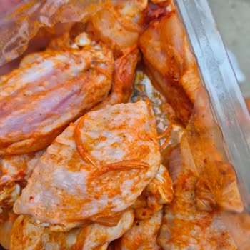 Satın Alınan Kanat Ürünlerinde Yoğun Kıl Ve Tüy Kalıntısı