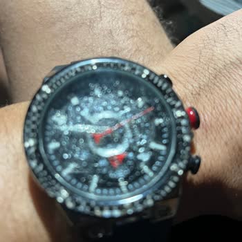 Aldığım Saat Sürekli Su Geçiriyor, Değişim Ve İade Yapılmadı