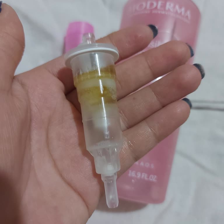 Bioderma Yüz Yıkama Jelinde Sararma Ve Ambalaj Sorunu Yaşadım