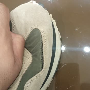 Bir Günde Bozulan Ayakkabı Mağduriyeti