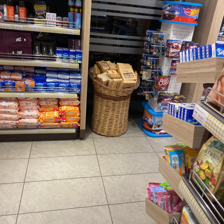 Shell İstasyonunda Sürekli Kapalı Olan Lavabo Ve Müşteri Memnuniyetsizliği