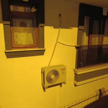 Arçelik Klima Montajında Özensizlik Ve Duvar Hasarı Mağduriyeti