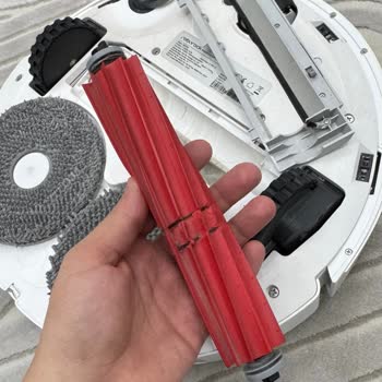 Roborock Q Revo L Main Brush Tore in 20 Days Despite Anti-Hair Tangle Claim