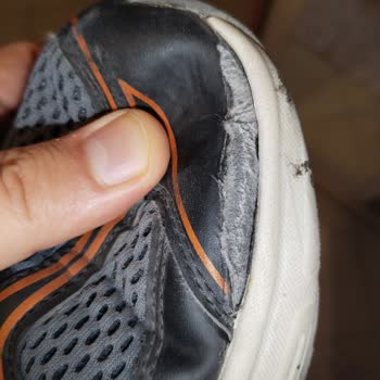 4 Ayda Tabanı Açılan Ayakkabıma Çözüm Bekliyorum