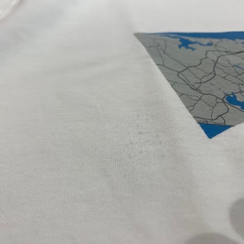 Levi’s Tişörtte İlk Yıkamada Tüylenme Ve Mağazadan Çözüm Alamama Hayal Kırıklığı