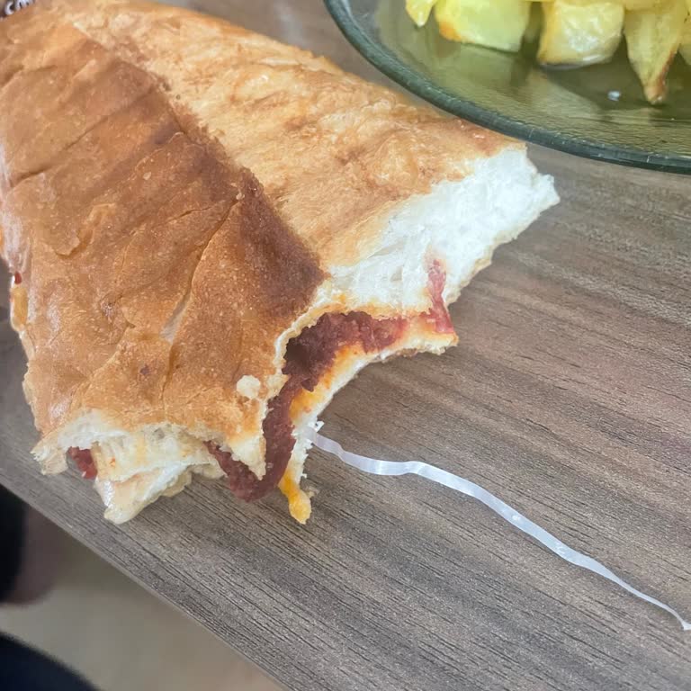 Ekmekten Plastik İp Ve Kum Tadında Un: Gıda Güvenliği Tehlikesi