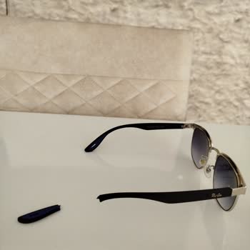 Kırık Gelen Gözlük Ve Cevapsız Müşteri Hizmetleri