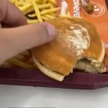 Popeyes & Küflü Ekmek