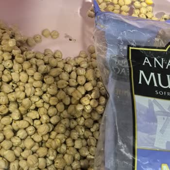 Aldığım Ürünler Sürekli Böcekli Ve Eksik Geliyor Muhatap Bulamıyorum