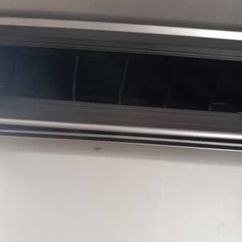 Beko Klimamın Sürekli Su Akıtması Ve Parkelerime Zarar Vermesi