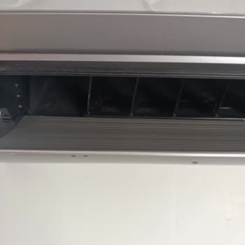 Beko Klimamın Sürekli Su Akıtması Ve Parkelerime Zarar Vermesi