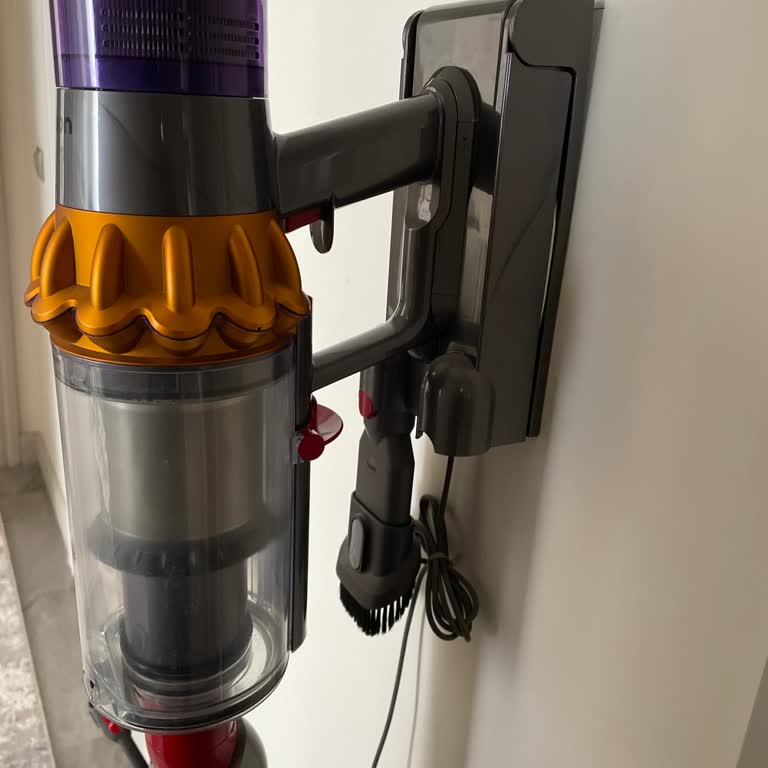 Dyson V15 Şarj Olmuyor Işık Yanmıyor