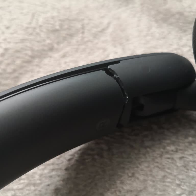 Garanti Kapsamında Kulaklıkta Tekrarlayan Parça Sorunları Ve Yetersiz Servis Çözümü