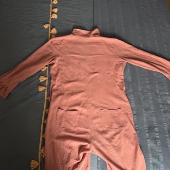 Sipariş Edilen Ürün Görseldekinden Farklı Ve Kalitesiz Geldi, Teslimat Çok Gecikti