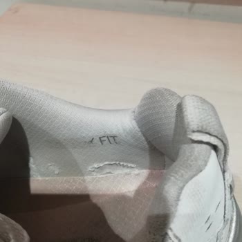 Skechers Ayakkabının Kısa Sürede Yıpranması Ve Boyner'in İlgisizliği