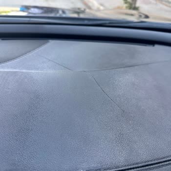 Kia Sportage Araçlarda Kronik Ön Göğüs Çatlağına Çözüm Bekliyorum