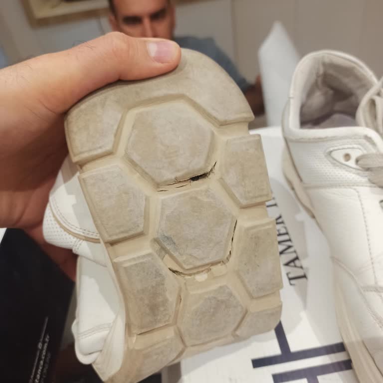 Kısa Sürede Deforme Olan Ayakkabı İçin İade Talebim Reddedildi