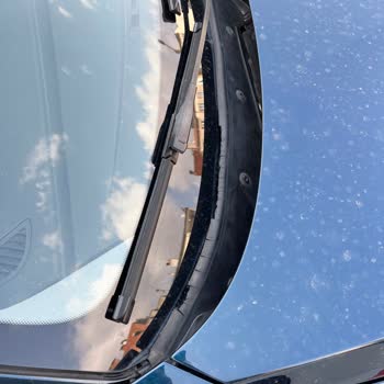 BMW 116i’de Kronik Cam Fitili Ve Stop Lambası Sorunları Mağduriyet Yaratıyor