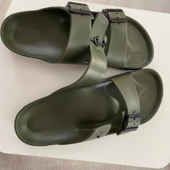 A101den Alınan Terlik İlk Kullanımda Bozuldu Mağaza İlgisiz Kaldı