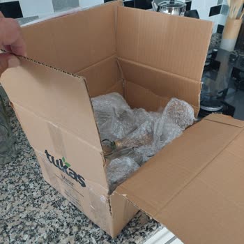 Kırık Ürün Teslimatı Ve Yenisi Gönderilmedi, Mağduriyetim Giderilmiyor