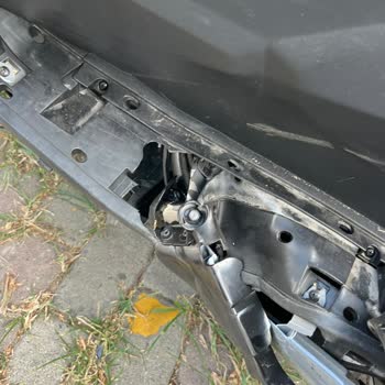 Ciddi Kaza Sonrası Rezervasyon İptalinde Yüksek Ek Ücret Ve Destek Eksikliği