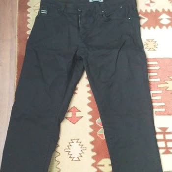 Mavi Kot Pantolonumun Rengi Hızla Soldu Ve Dikişleri Sorunlu Çıktı