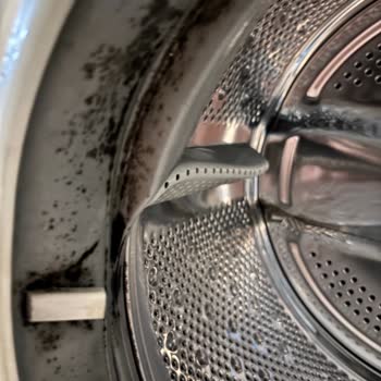 Küflü Lastik Takıldı, Ekstra Ücret İsteniyor Ve Makine Gürültülü