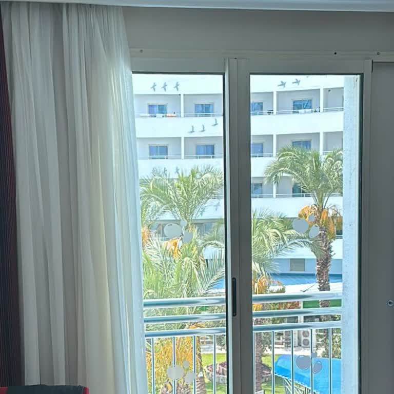 5 Yıldızlı Otelde Hayal Kırıklığı: Konforsuz Oda Ve İlgisiz Personel