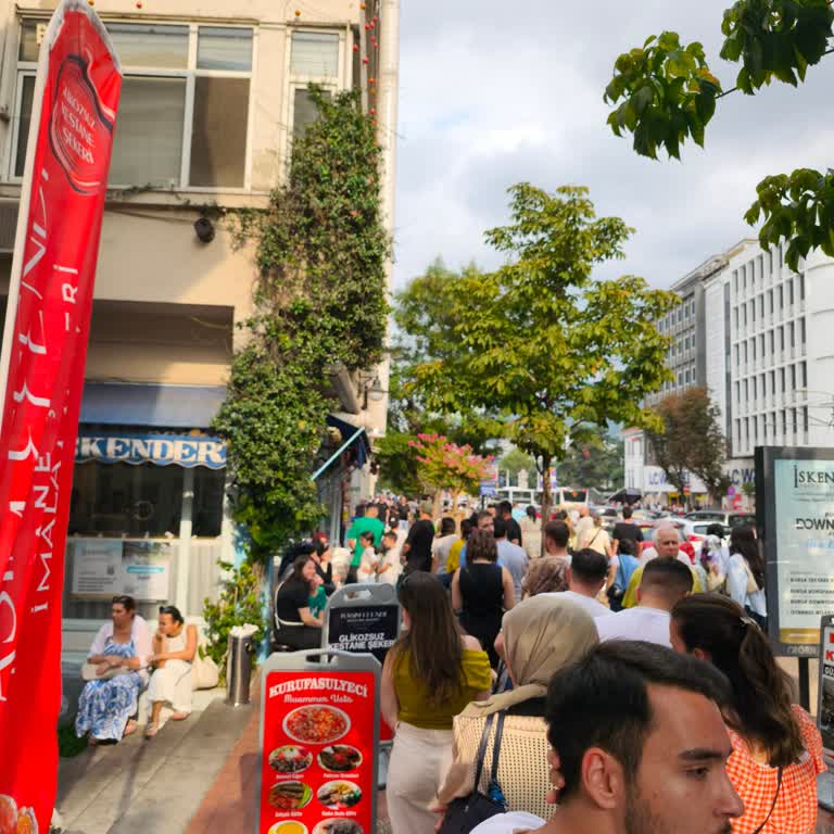 Kötü Hizmet, İlgisiz Personel Ve Yetersiz Porsiyonlarla Hayal Kırıklığı