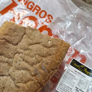 Migros Küflü Ekmek Gönderildi, Şube İletişimsiz Kaldı Mağduriyet Yaşadım!