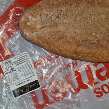 Ekmek Dünyası Küflü Ve Yanlış Ekmek Gönderimi Sonrası İletişimsizlik ve Mağduriyet