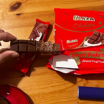 Hasarlı Çikolata Ve Yetersiz Müşteri Hizmeti Mağduriyeti