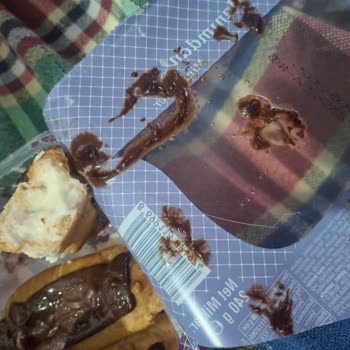 A101'den Aldığım Mini Eklerin İçinden Yarım Ve Bozuk Ürün Çıktı