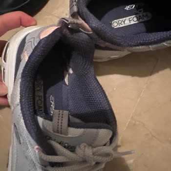 Skechers Memory Foam Ayakkabıda Kısa Sürede Deformasyon Ve Mağduriyet