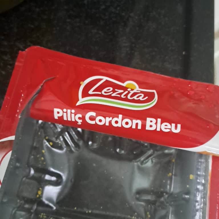 Lezita Cordon Blue Ekmekten Farksız Tavuk Ve Peynir Yok