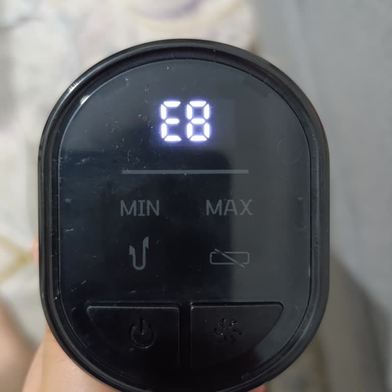 Sinbo Şarjlı Süpürge E8 Hatasıyla Aniden Çalışmayı Durdurdu