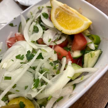 Yemekte Saç Çıkması Ve İlgisiz Personel Nedeniyle Büyük Hayal Kırıklığı