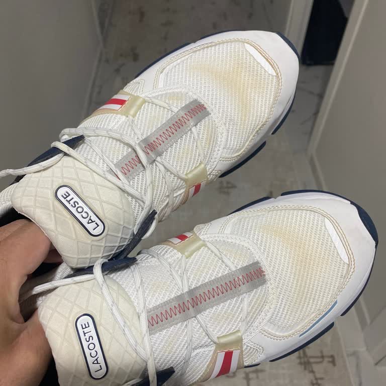 Lacoste Ayakkabımda Sararma Oldu Markadan Destek Alamadım