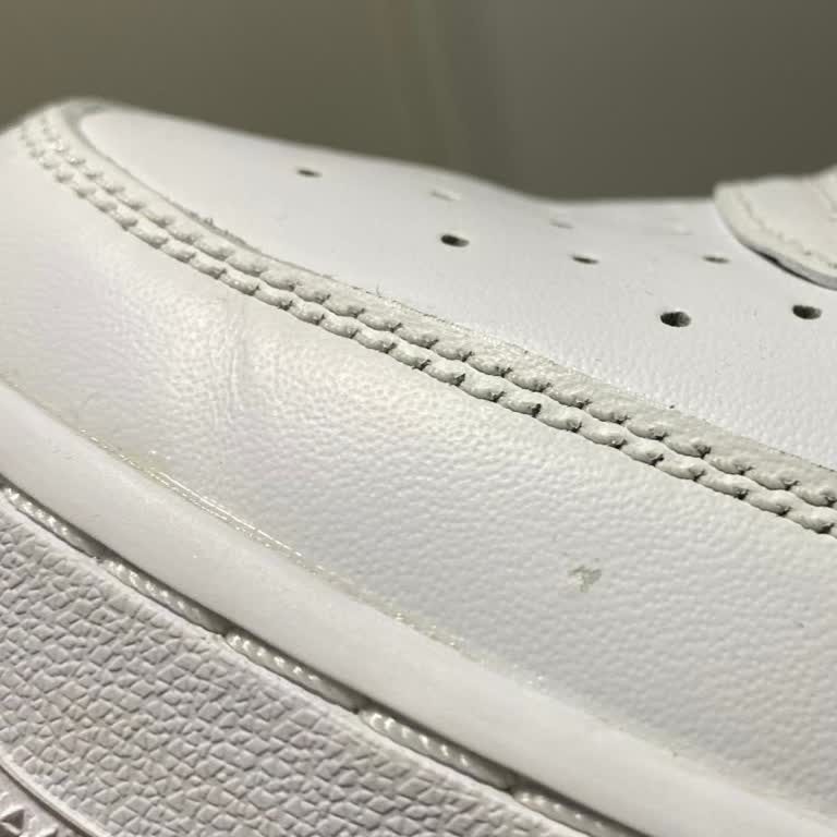 İlk Kullanımda Defolu Çıkan Ayakkabı Ve İlgisiz Mağaza Deneyimi