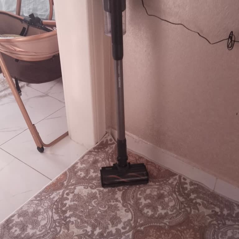 PHILIPS Ev Aletleri Yeni Aldığım Süpürge Hem Toz Bırakıyor Hem De Şarjı Çok Kısa Sürede Bitiyor!