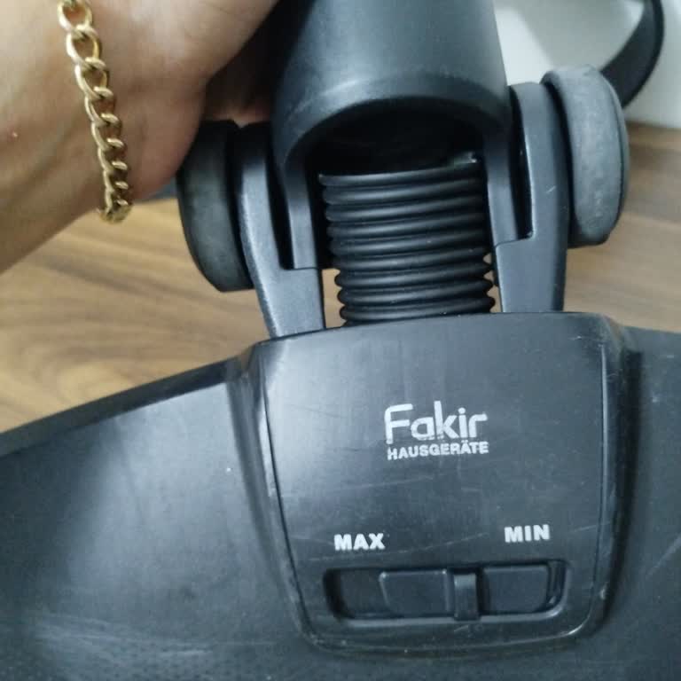 Süpürge Hortumunun Kısa Sürede Kopması Mağduriyet Yarattı