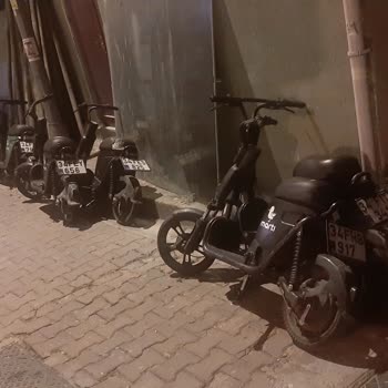 Sokakta Biriken Paylaşımlı Araçların Kaldırılmasını Talep Ediyorum