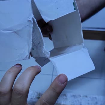 Hasarlı Ürün Ve Yetersiz Müşteri Hizmeti: Mağduriyetim Giderilsin