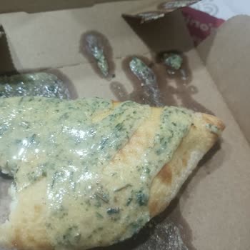 Pizza Ve Sarımsaklı Ekmekte Malzeme Ve Lezzet Sorunları Yaşadım