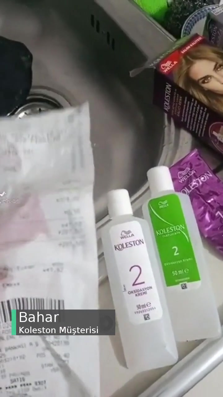 Koleston Saçlarım Çok Döküldü Saç Diplerim Yandı Boya Sürerken videonun kapak resmi