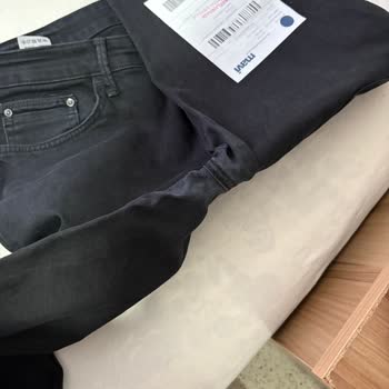 Aldığım Pantolon İlk Yıkamada Renk Verdi, İncelemede Kabul Edilmedi