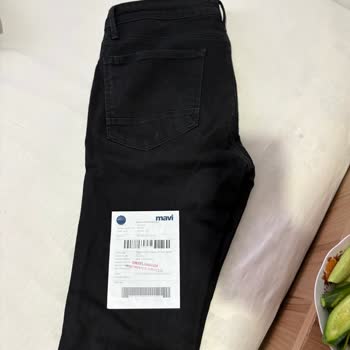 Aldığım Pantolon İlk Yıkamada Renk Verdi, İncelemede Kabul Edilmedi